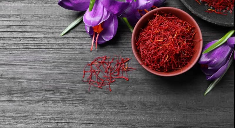 تصویر 3 از زعفران رشته ای درجه یک با رنگی چشم نواز